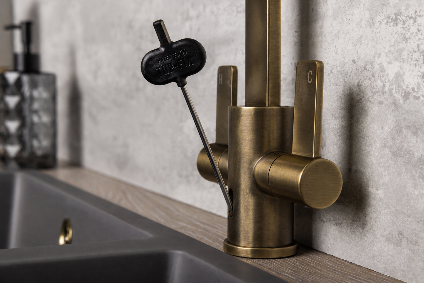 Top-Fix Rena Fast Fitting Kitchen Tap - Antique Brass