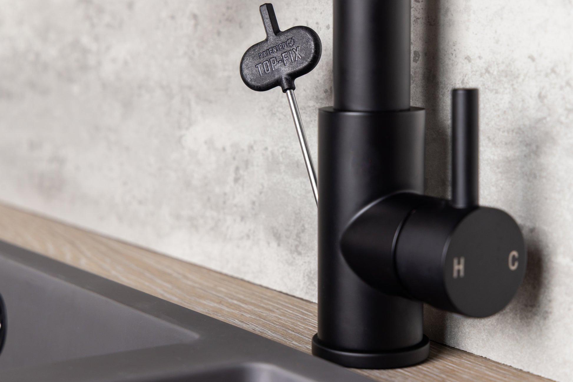 Top-Fix Alto Multiuse Fast Fitting Kitchen Tap - Matt Black