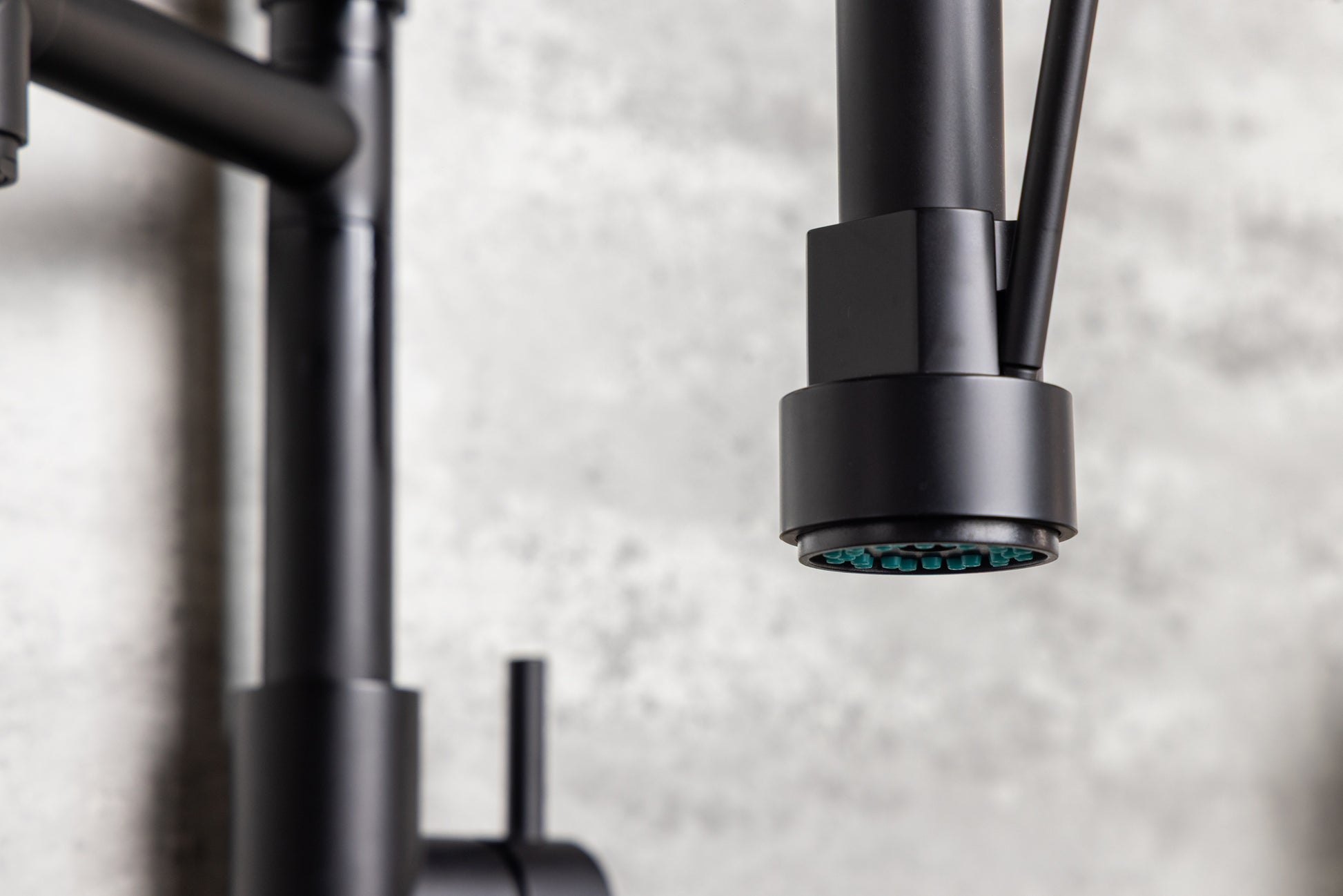 Top-Fix Alto Multiuse Fast Fitting Kitchen Tap - Matt Black