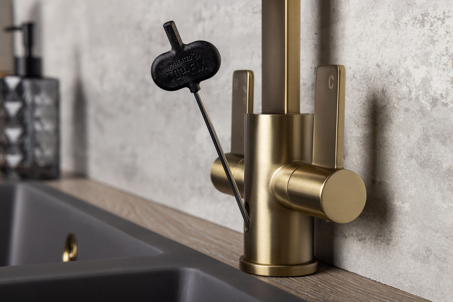 Top-Fix Rena Fast Fitting Kitchen Tap - Brushed Brass