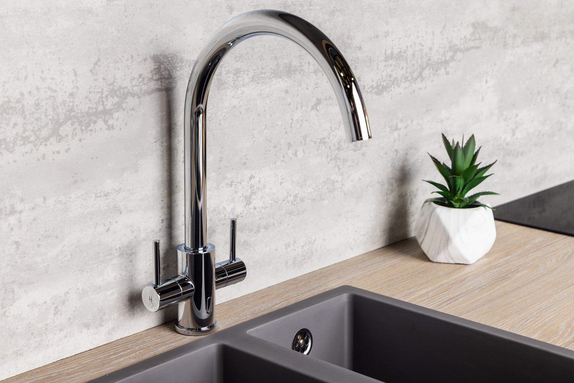 Top-Fix Torra Fast Fitting Kitchen Tap - Chrome