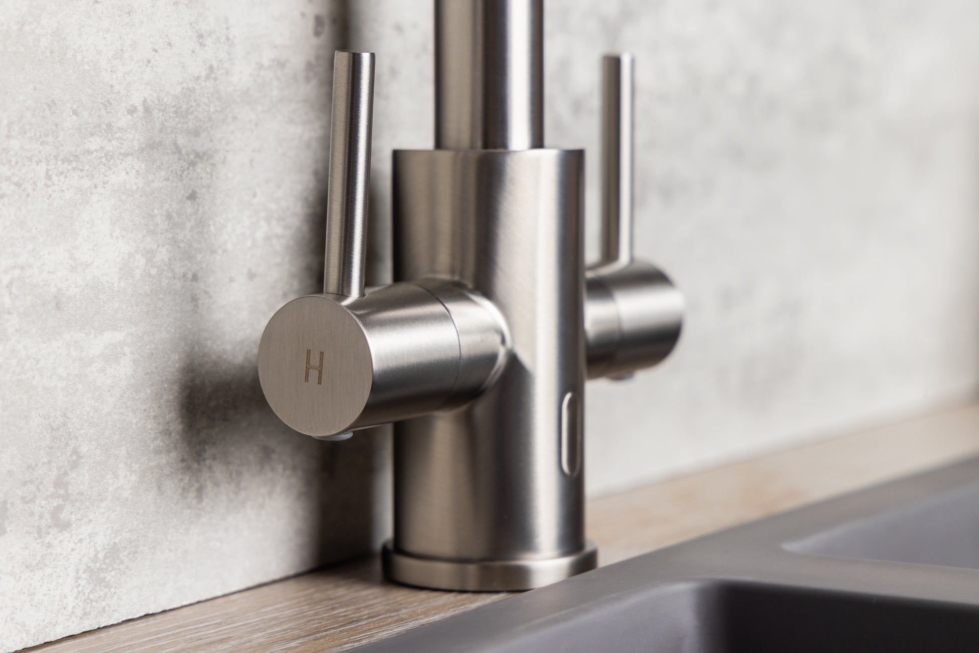 Top-Fix Torra Fast Fitting Kitchen Tap - Brushed Steel